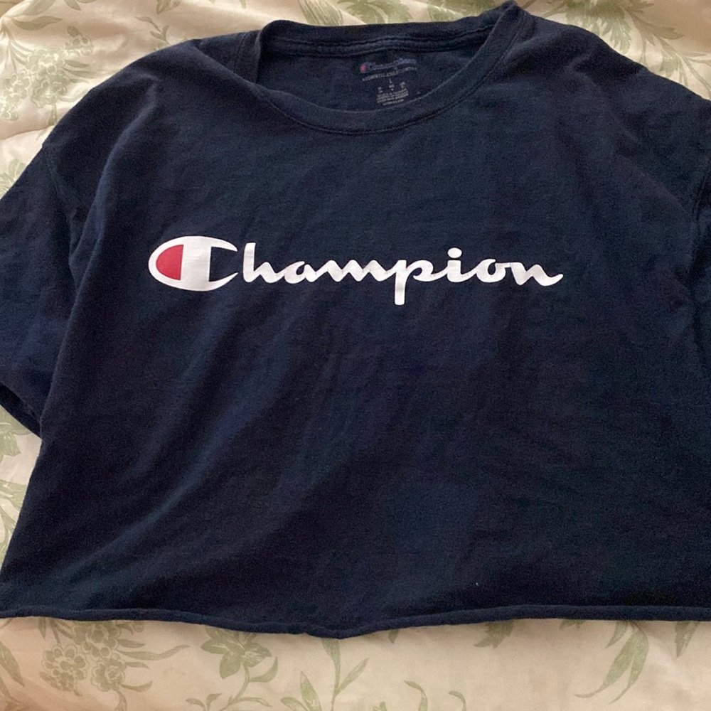 CROPPED champion tshirt